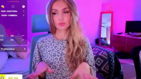 JASMINE online show from October 2025 03:28:02 AM