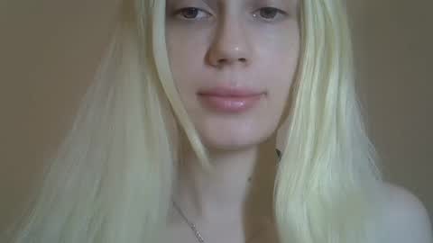 Snapshot of ditamilton chatting on April 2026 08:36:02 PM DitaMilton online show from April 2026 08:36:02 PM