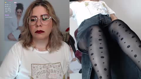 Snapshot of diva_milf chatting on January 2025 09:20:01 PM Diva online show from January 2025 09:20:01 PM