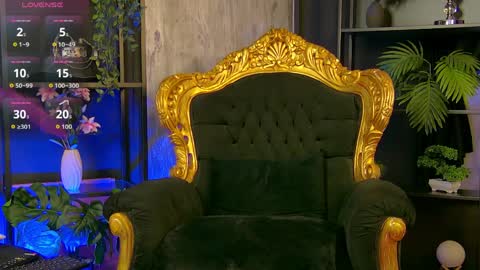 Cassie new tits boobs bigboobs bigtits gaming nerd curvy bbl stepsis online show from April 2026 09:48:01 PM