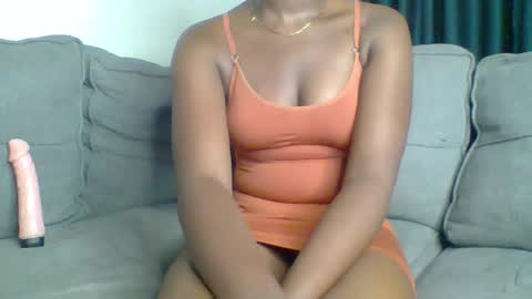 Snapshot of divasc_1 chatting on April 2026 10:15:02 PM queen kinky online show from April 2026 10:15:02 PM