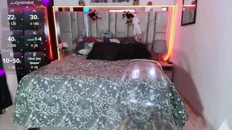 divinepearl online show from November 2025 08:19:01 PM