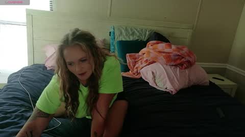 Dixie online show from April 2026 08:14:02 PM