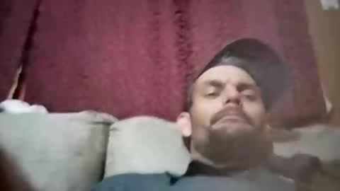 dixonbird41 online show from February 2025 04:38:02 AM