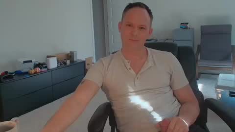 dj_diesel_rat online show from February 2025 03:47:01 PM