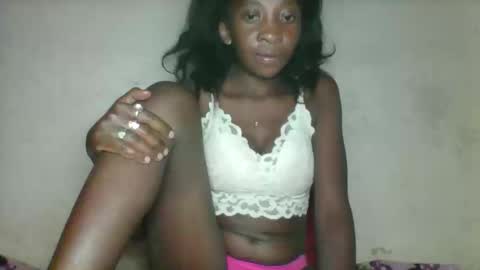 Snapshot of djamellah chatting on April 2026 05:49:01 AM djamellah online show from April 2026 05:49:01 AM