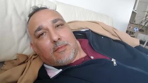 Snapshot of djeauzy77 chatting on March 2026 12:06:02 PM djeauzy77 online show from March 2026 12:06:02 PM