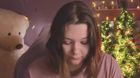 Jenia online show from December 2025 03:22:02 AM