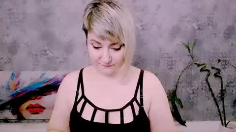Snapshot of djullia chatting on June 2026 06:13:02 AM djullia online show from June 2026 06:13:02 AM