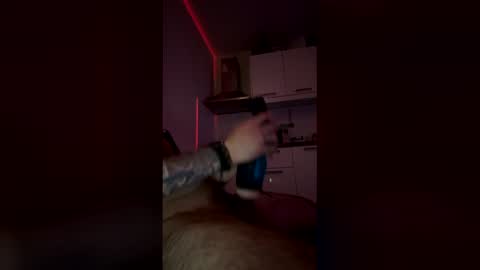 Snapshot of dmoeni chatting on March 2026 10:47:02 PM Azier online show from March 2026 10:47:02 PM
