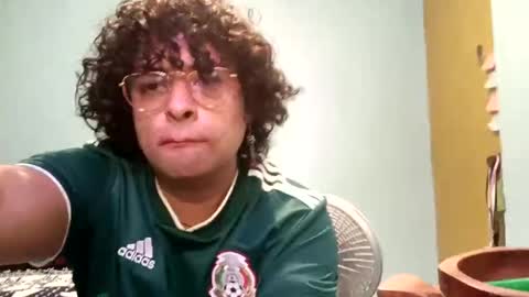 Snapshot of docpepino chatting on June 2026 05:05:01 AM MrPepino online show from June 2026 05:05:01 AM