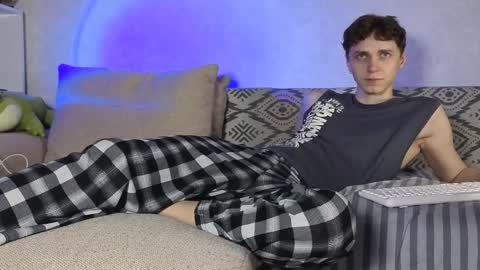 Snapshot of doedeeer chatting on December 2024 05:59:02 PM Alex online show from December 2024 05:59:02 PM