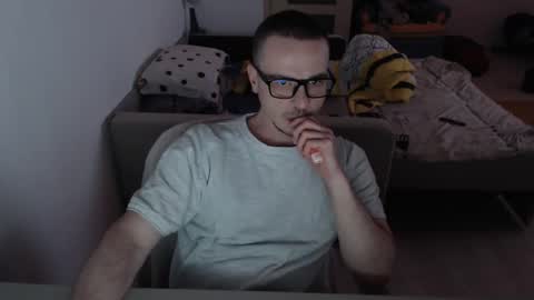 Syllar online show from January 2026 06:44:01 PM