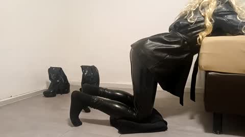 Snapshot of doggy7style chatting on October 2025 07:09:02 PM Carolina online show from October 2025 07:09:02 PM