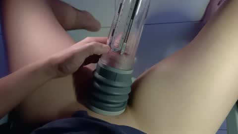 asian little tiger online show from February 2025 02:55:02 PM