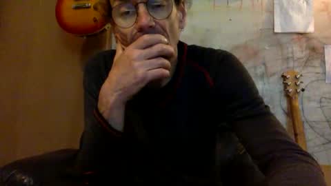 dogstarmanitee online show from September 2025 01:04:01 PM