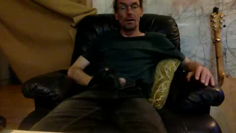 dogstarmanitee online show from October 2025 08:34:02 AM