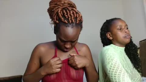 Dolce online show from November 2025 08:20:01 PM