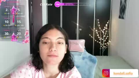 Snapshot of dolce_more chatting on June 2026 12:33:01 PM DOLCE XOXO online show from June 2026 12:33:01 PM