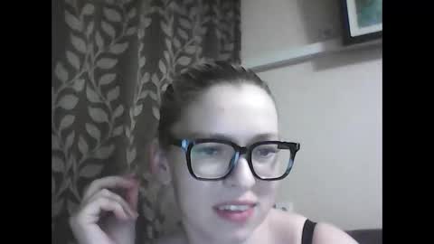 dolce_tempt online show from December 2025 07:30:02 PM