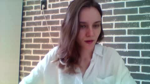 Snapshot of dolcezza_ chatting on April 2026 10:06:01 AM dolcezza_ online show from April 2026 10:06:01 AM