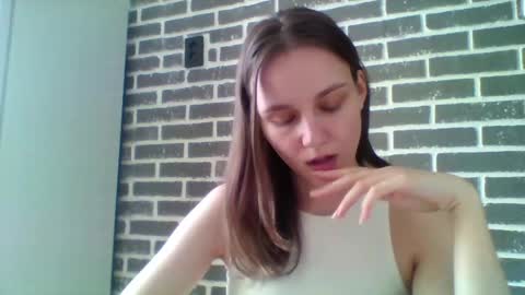Snapshot of dolcezza_ chatting on April 2026 12:29:02 PM dolcezza_ online show from April 2026 12:29:02 PM
