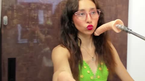 Bella  online show from February 2025 08:16:01 PM