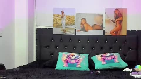 Snapshot of doll_celeste19 chatting on December 2024 03:23:02 AM C E L E S T E online show from December 2024 03:23:02 AM