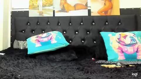 Snapshot of doll_celeste19 chatting on January 2025 10:45:01 PM C E L E S T E online show from January 2025 10:45:01 PM