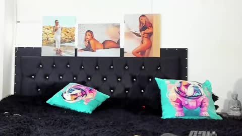 Snapshot of doll_celeste19 chatting on January 2025 04:14:02 PM C E L E S T E online show from January 2025 04:14:02 PM