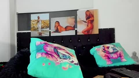 Snapshot of doll_celeste19 chatting on March 2025 04:01:01 AM C E L E S T E online show from March 2025 04:01:01 AM