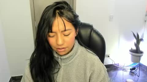 Snapshot of doll_channelx chatting on May 2026 02:31:02 AM Doll Channelx online show from May 2026 02:31:02 AM
