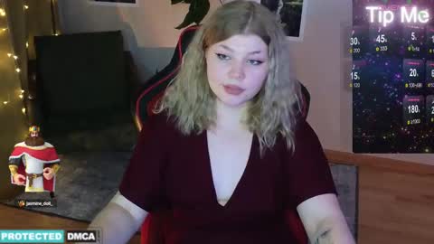 Chloe online show from January 2025 09:52:01 PM