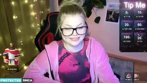 Chloe online show from January 2025 03:34:02 PM