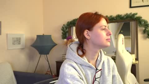 Snapshot of doll_lesli chatting on January 2025 02:35:01 PM Your doll Lesli online show from January 2025 02:35:01 PM