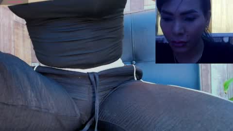 Snapshot of doll_lorenn26 chatting on May 2026 06:13:02 PM doll_lorenn26 online show from May 2026 06:13:02 PM