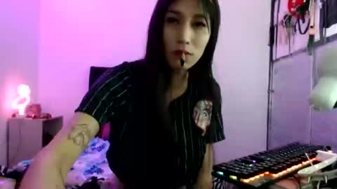 Snapshot of doll_sary chatting on February 2025 01:03:02 AM Catherine XXX online show from February 2025 01:03:02 AM