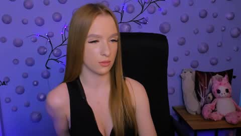 doll_vey online show from May 2026 09:04:02 AM