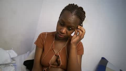 dollberry online show from February 2025 11:17:02 AM