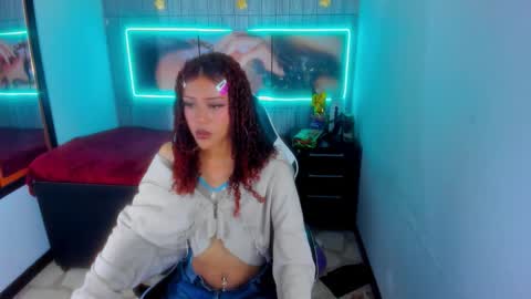 dolly_boob online show from December 2025 05:03:02 AM