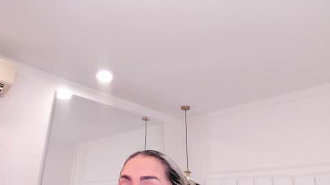 Snapshot of dolly_walker chatting on June 2026 01:59:01 PM dolly walker online show from June 2026 01:59:01 PM