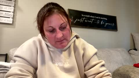 Snapshot of dollydimplez chatting on March 2025 05:56:01 PM Dolly online show from March 2025 05:56:01 PM