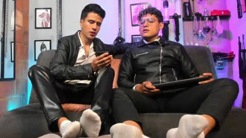 Snapshot of dom2travelers_sm chatting on January 2025 12:33:01 PM Diego Castell online show from January 2025 12:33:01 PM