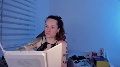 I WILL BE BACK ON WEDNESDAY DECEMBER 4 0100AM COLOMBIA TIME    online show from February 2025 06:11:02 AM