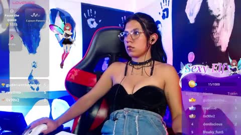 Snapshot of domina_lia chatting on April 2026 05:05:01 AM Domina Lia online show from April 2026 05:05:01 AM