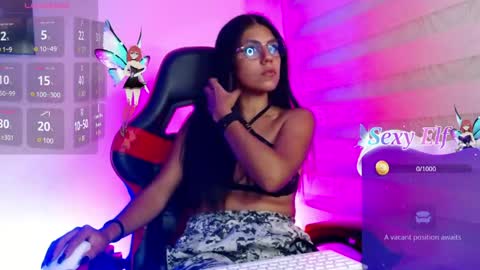 Snapshot of domina_lia chatting on April 2026 05:49:02 AM Domina Lia online show from April 2026 05:49:02 AM