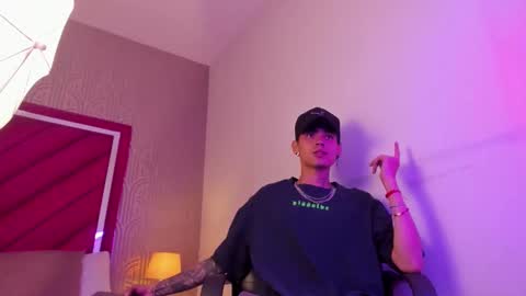 Snapshot of dominic_foox chatting on February 2026 01:32:02 PM Dominic foox online show from February 2026 01:32:02 PM