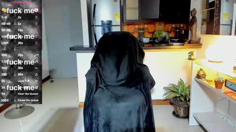 SANTI  independent model online show from September 2025 02:04:02 AM