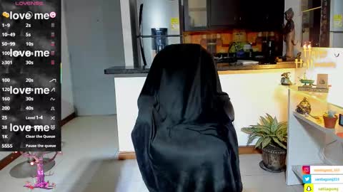 SANTI  independent model online show from October 2025 02:11:02 AM