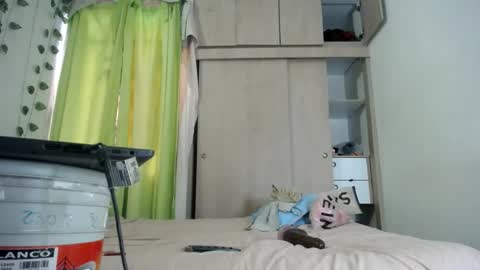 Snapshot of dominic_sofia chatting on June 2026 12:09:02 PM dominic_sofia online show from June 2026 12:09:02 PM
